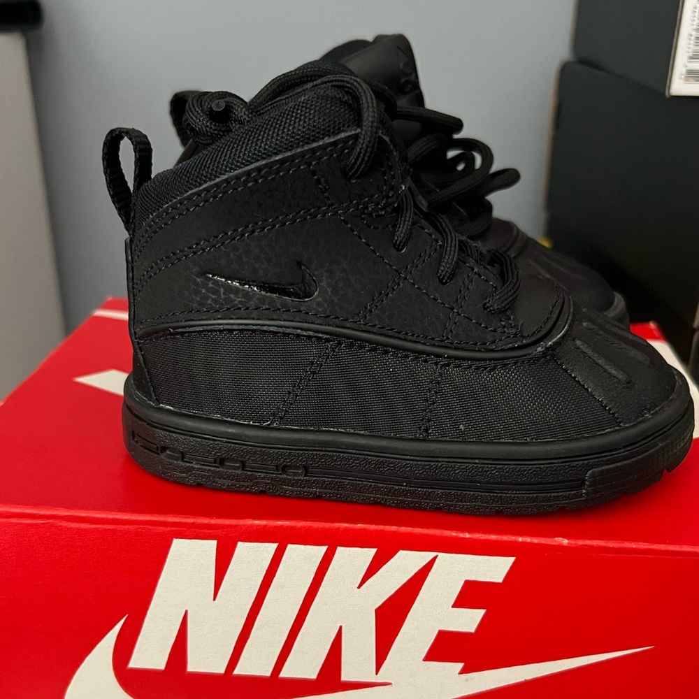 Toddler shoes